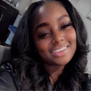 Meet your Posher, Lanay